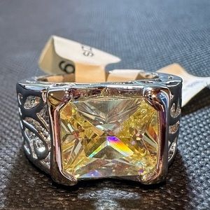 Lia Sophia “Citron” Ring - Size 6 NWT